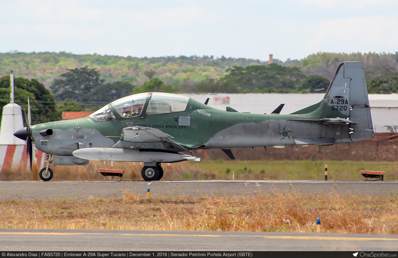 Avião Super Tucano passará por primeiro processo de modernização, após 20  anos a serviço da FAB