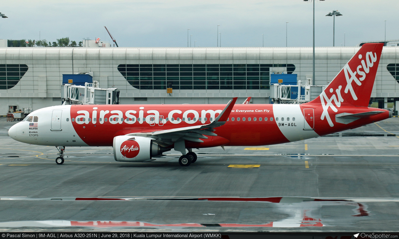 9M AGL Airbus A320 251N AirAsia OneSpotter