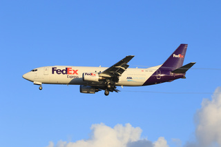 OE-IAE FedEx Express Boeing 737-4Q8(SF), MSN 25105 | OneSpotter.com