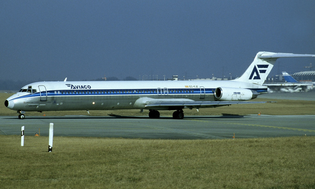 EC-FJE Iberia McDonnell Douglas MD-88, MSN 53197 | OneSpotter.com