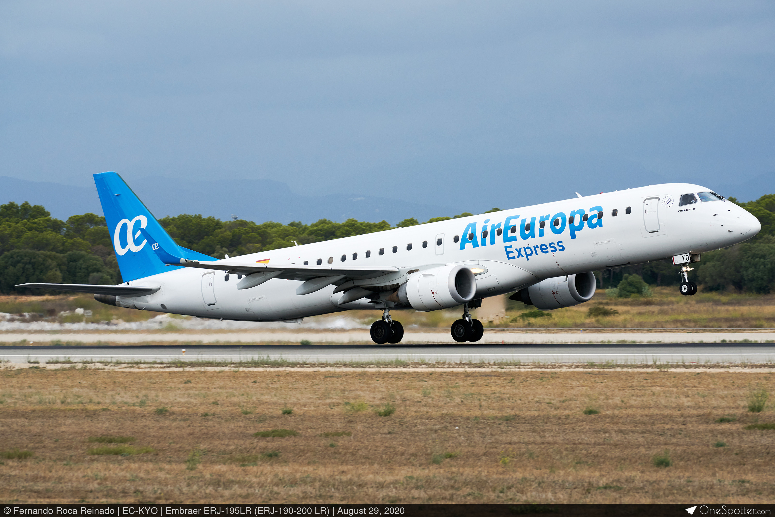 N143BZ Nordic Aviation Capital (NAC) Embraer ERJ-195LR (ERJ-190 