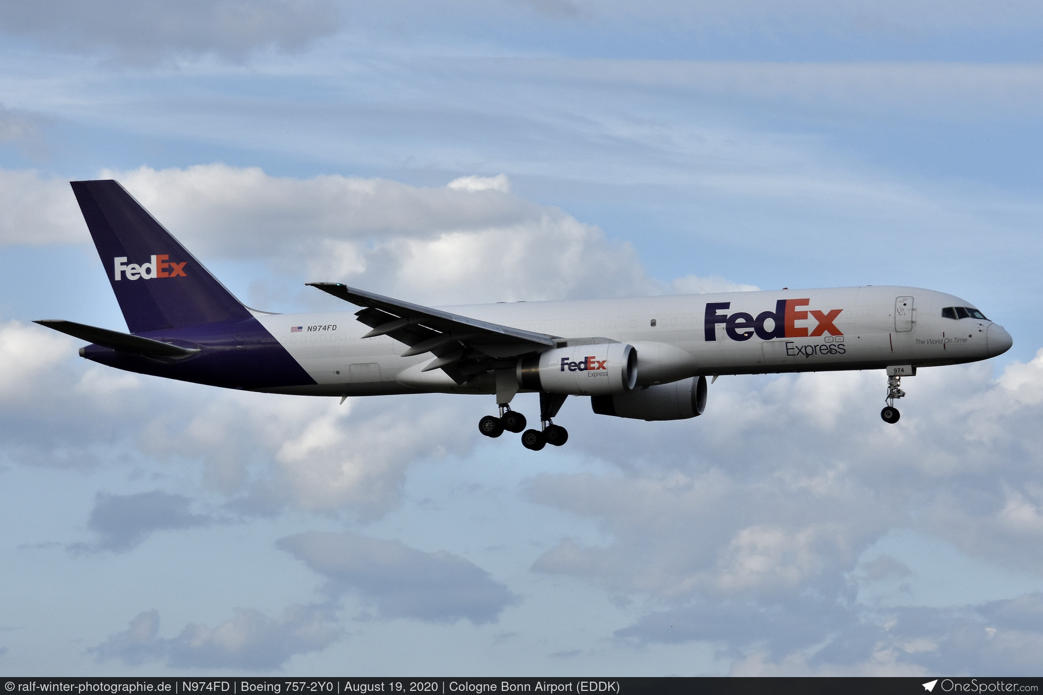 N974FD FedEx Express Boeing 757-2Y0, MSN 26158 | OneSpotter.com