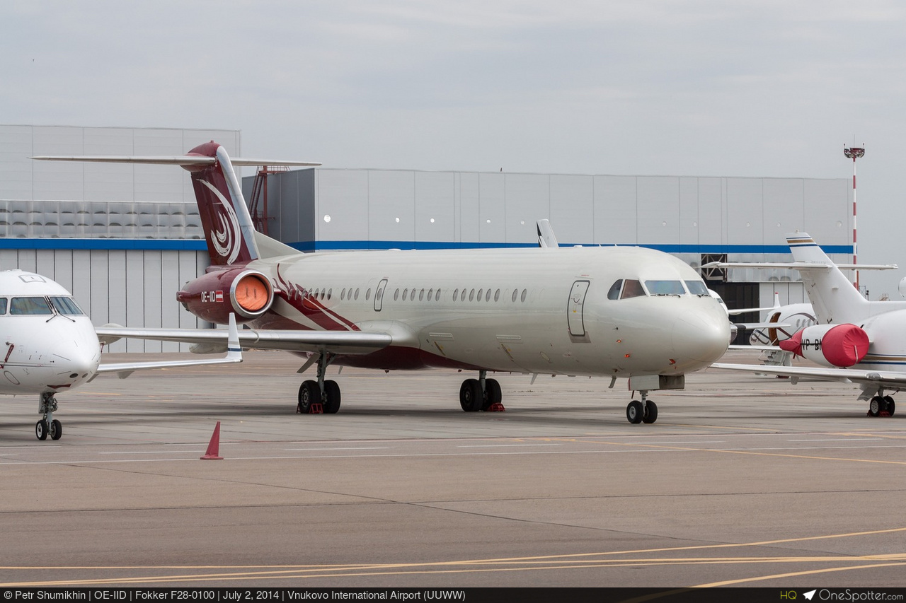 OM-BYC Slovak Government Flight Service Fokker 100 (F28 Mark 0100