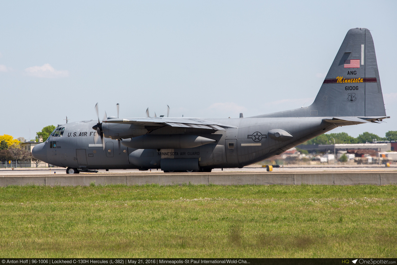 Lockheed C-130 Hercules (382) | OneSpotter.com