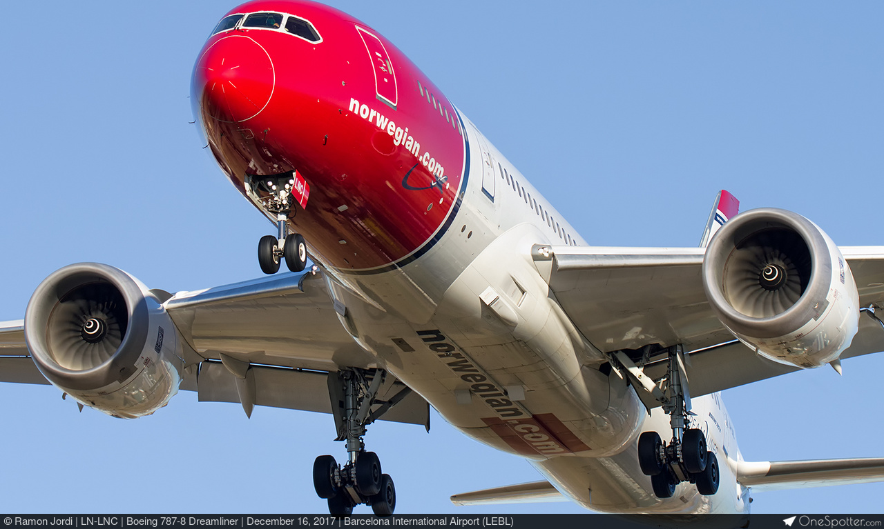 N798AV Avianca Boeing 787-8 Dreamliner, MSN 34795 | OneSpotter.com