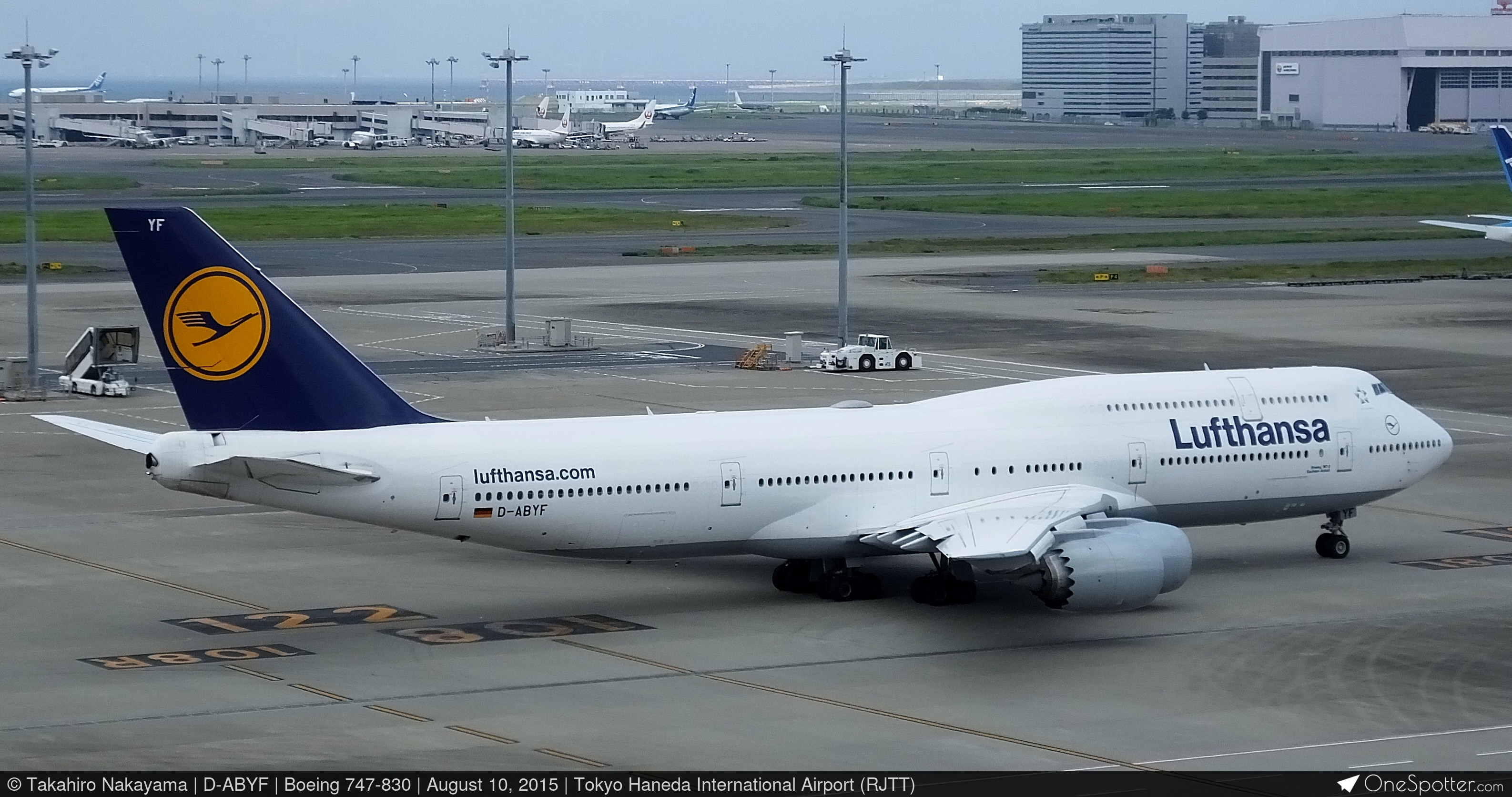 D-ABYF - Lufthansa Boeing 747-830, MSN 37830 | OneSpotter.com