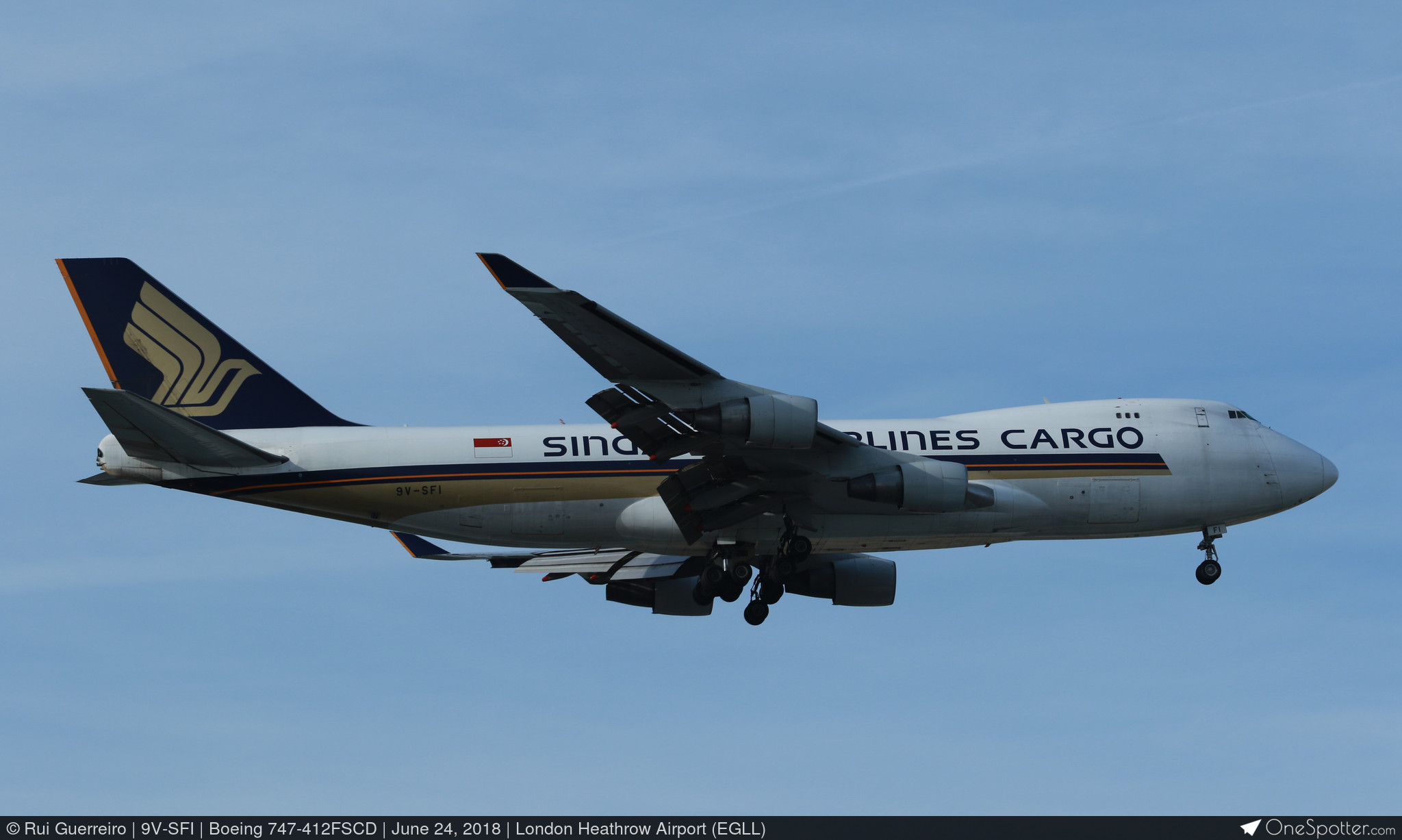 9V-SFI Singapore Airlines Boeing 747-412FSCD, MSN 28027 