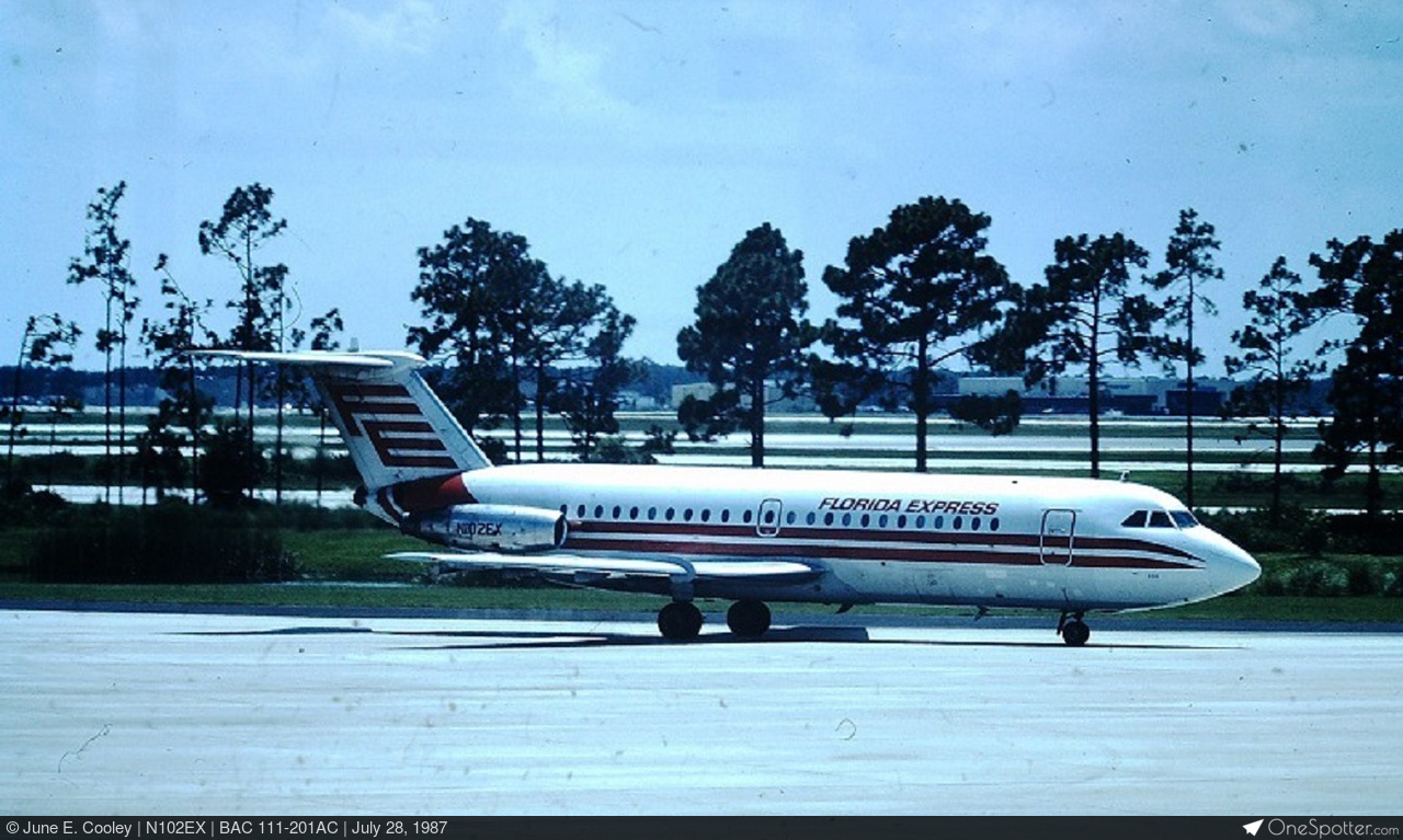 英国航空 旅客機B AC-111-510 BAC One-Eleven - Wikipedia