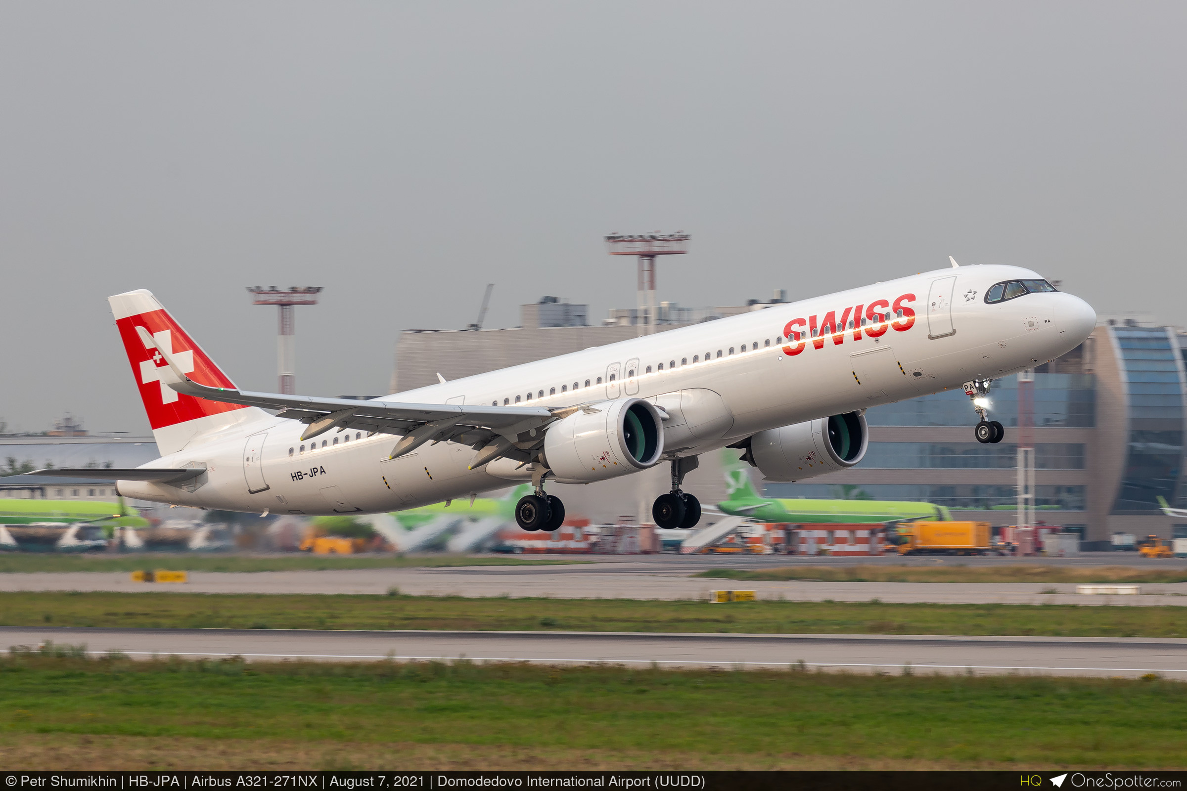 HB-JPA Swiss Airbus A321-271NX, MSN 9417 | OneSpotter.com