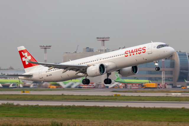 HB-JPA Swiss Airbus A321-271NX, MSN 9417 | OneSpotter.com