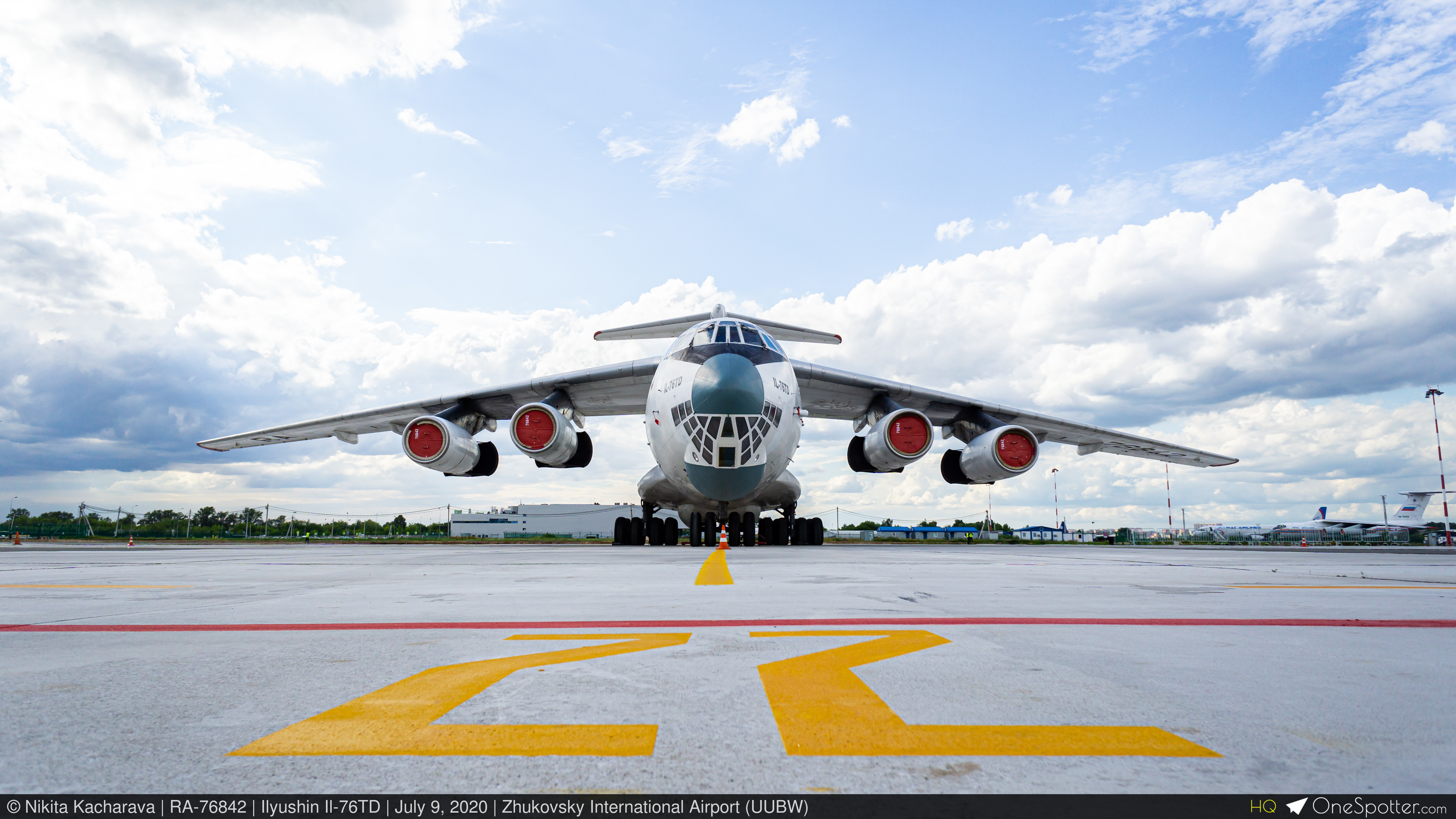 ロアデロア RA-76842 - Aviacon Zitotrans Ilyushin Il-76TD, MSN 1033418616