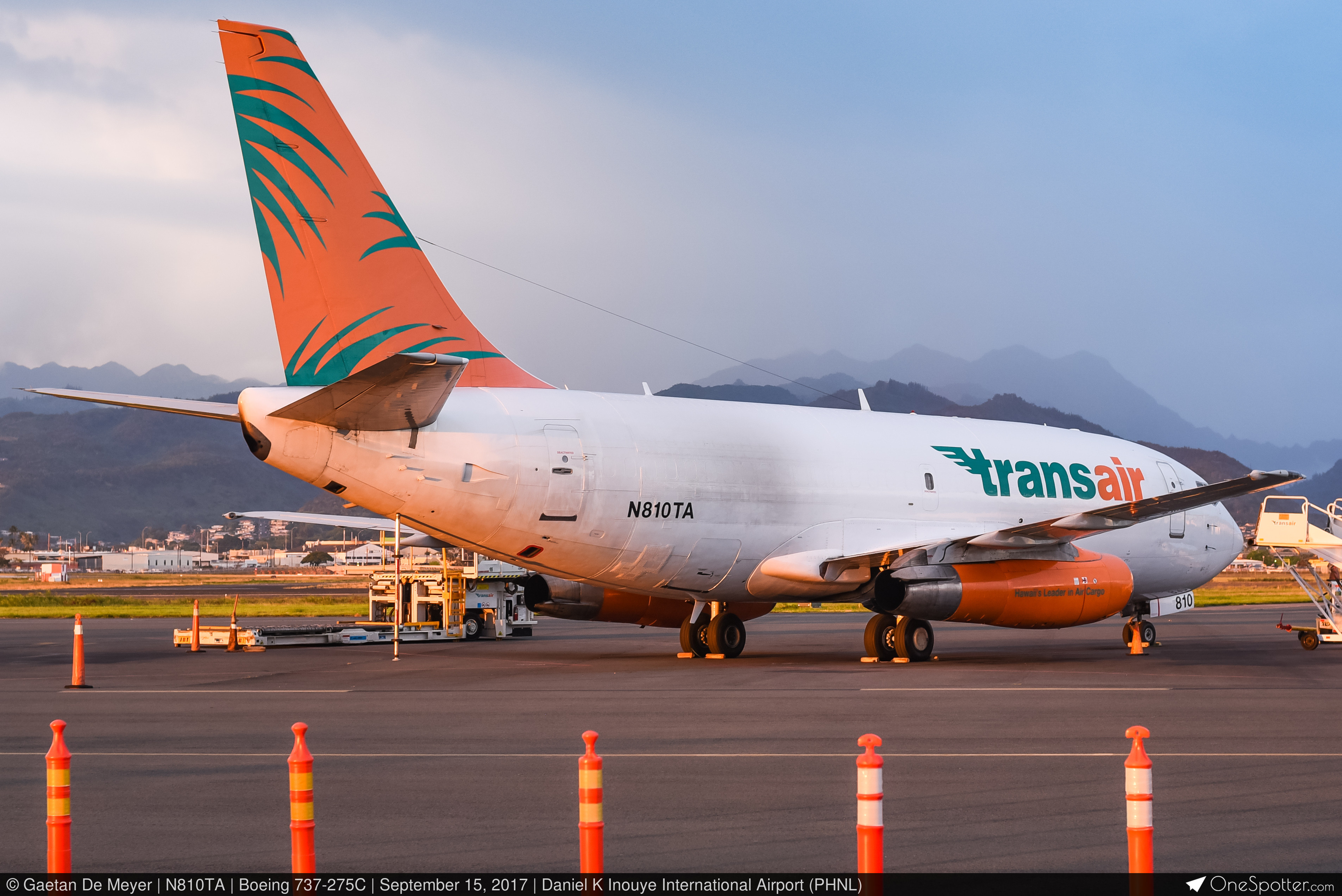 N810TA Rhoades Aviation Inc Boeing 737-275C, MSN 21116