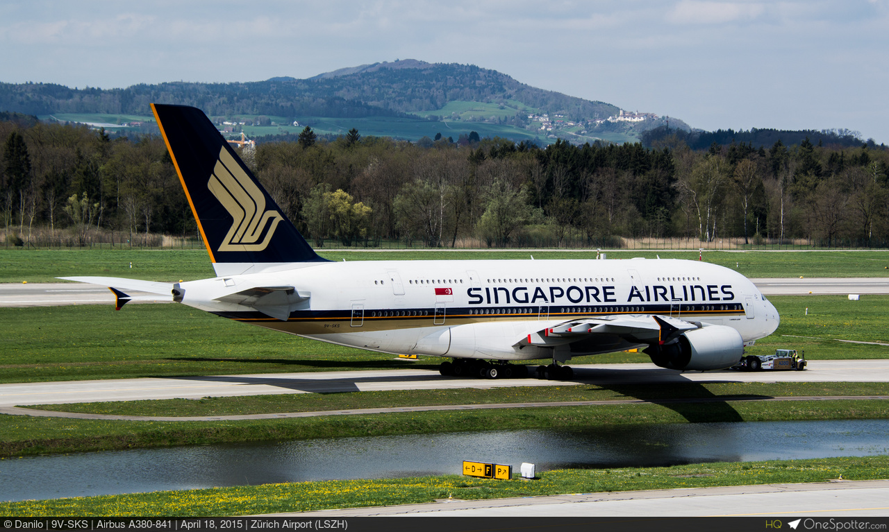 Singapore Airlines | OneSpotter.com