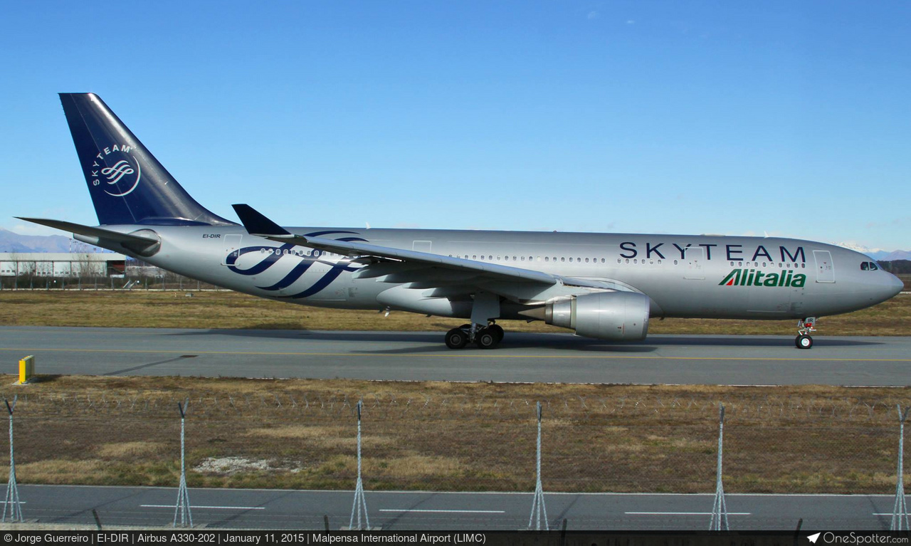 JU-1332 - Eznis Airways Airbus A330-202, MSN 272 | OneSpotter.com