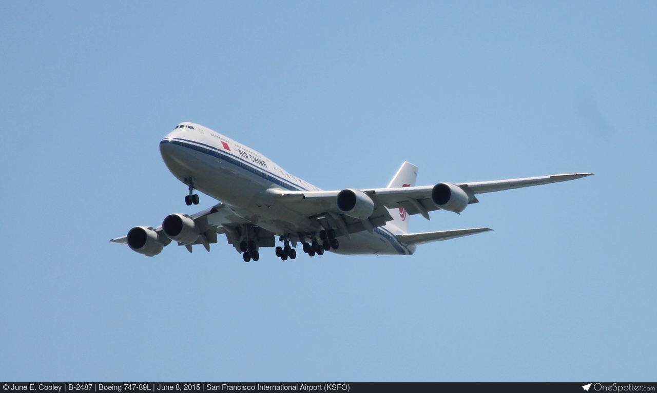 B-2487 - Air China Boeing 747-89L, MSN 44932 | OneSpotter.com