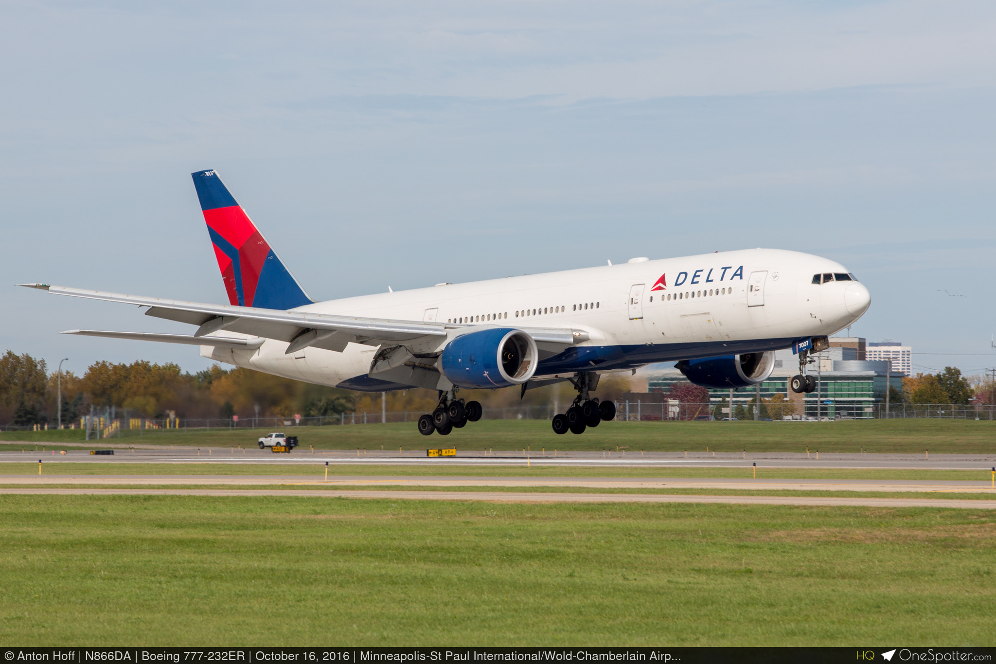 N866DA Arizona Cardinals Boeing 777-232ER, MSN 29738 | OneSpotter.com