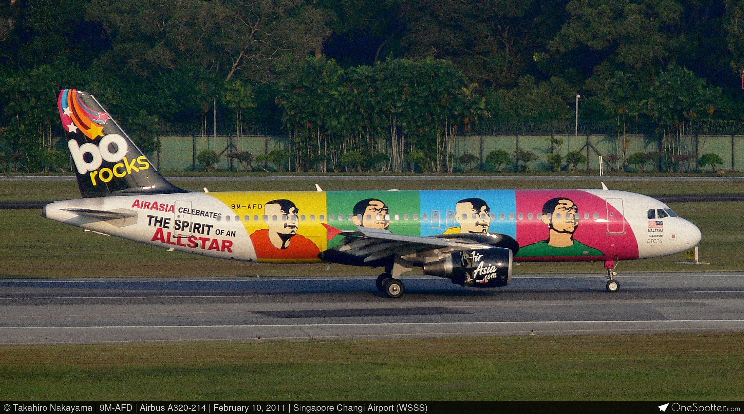 9M-AFD - Airbus A320-214, AirAsia | OneSpotter.com