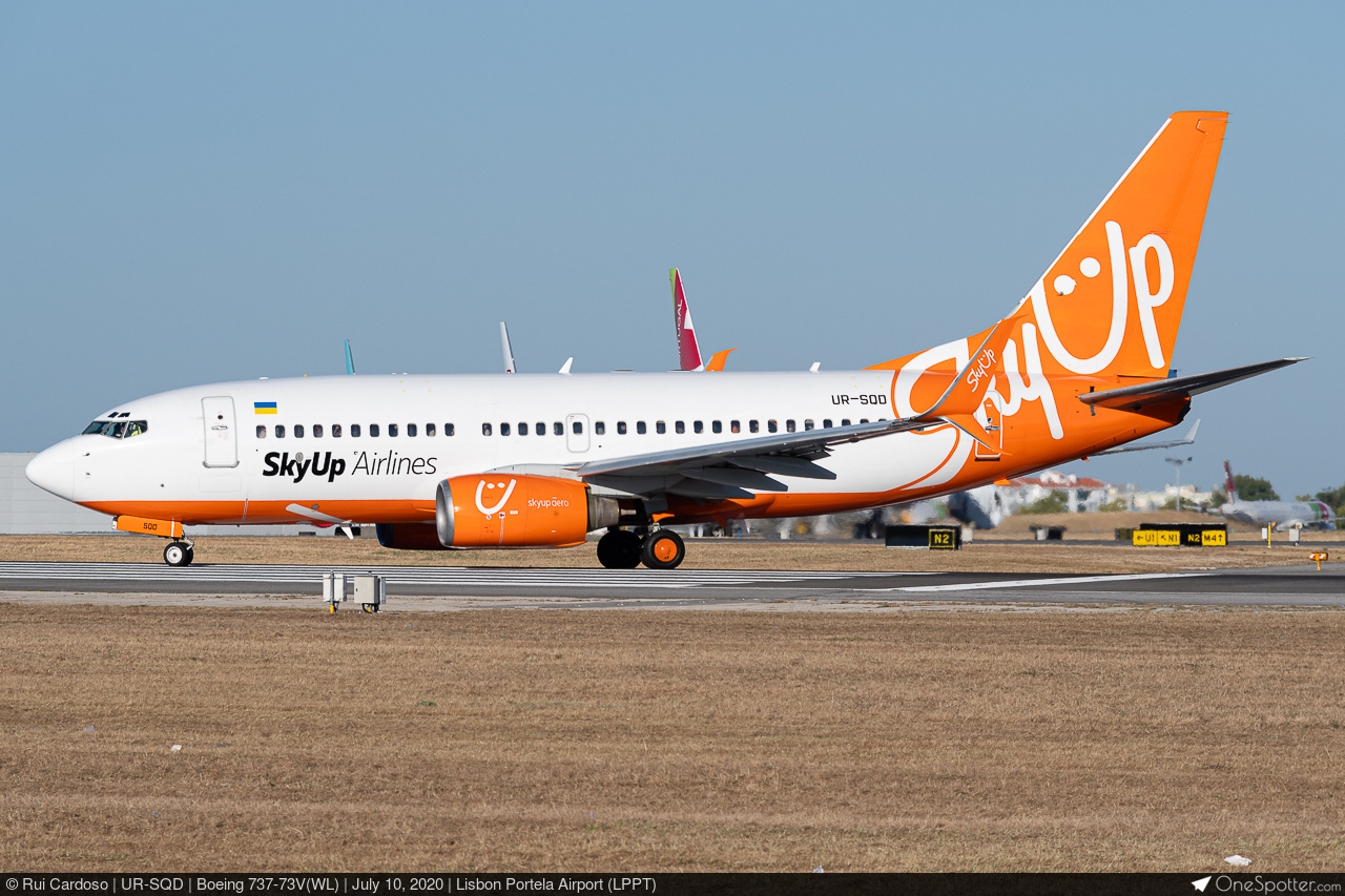 suuu 80NG) Sun Country Airlines (TidePod 3-Pack) - 737-800