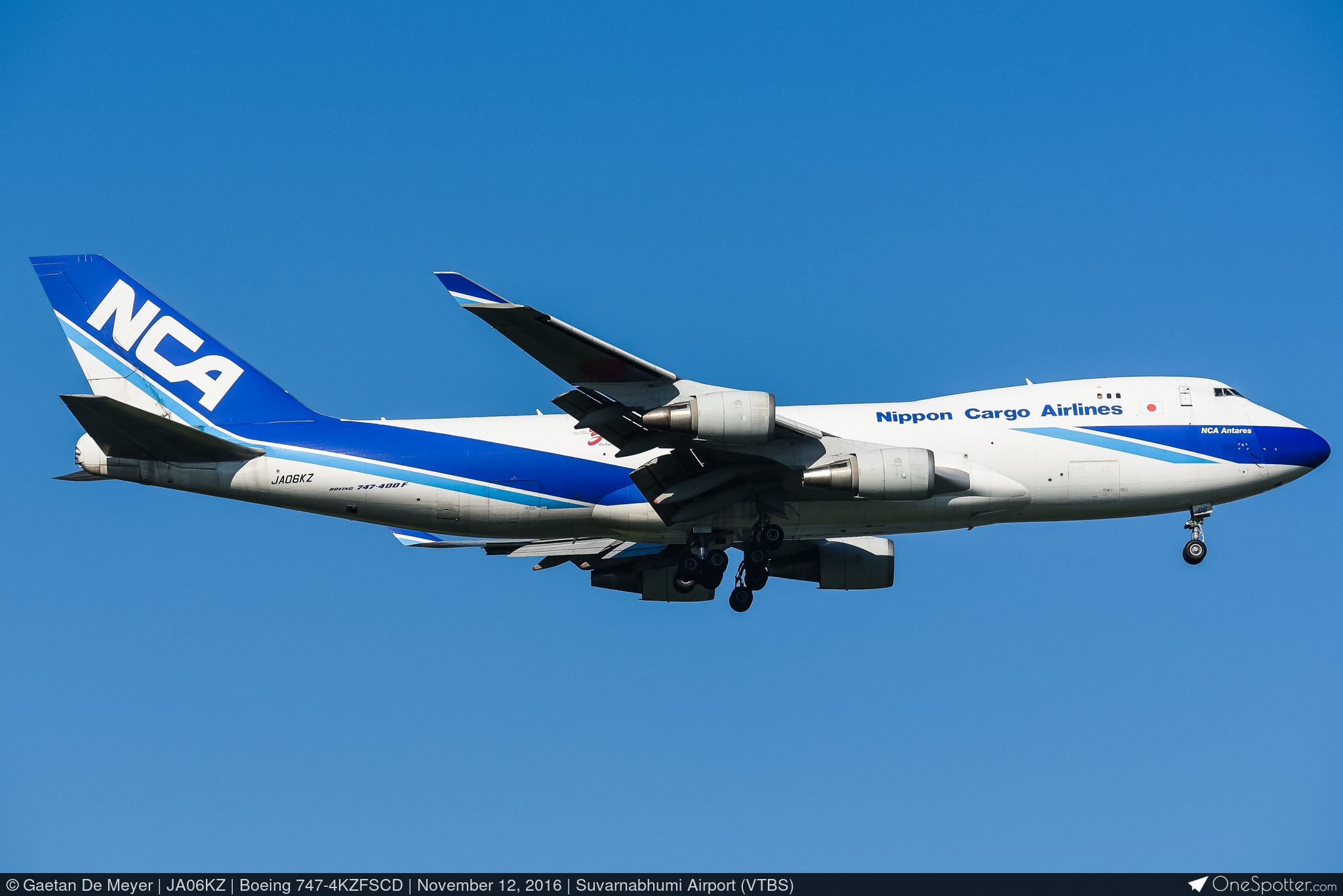 N406KZ Atlas Air Boeing 747-4KZFSCD, MSN 36133 | OneSpotter.com