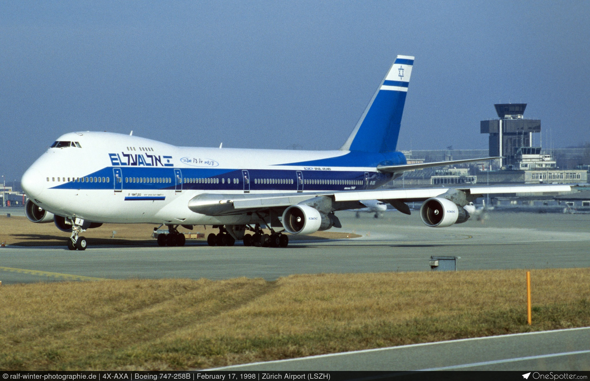 AAA会報 4718274 4452626 Valve Shuttle for Hitachi ZX200 ZX270 ZX230