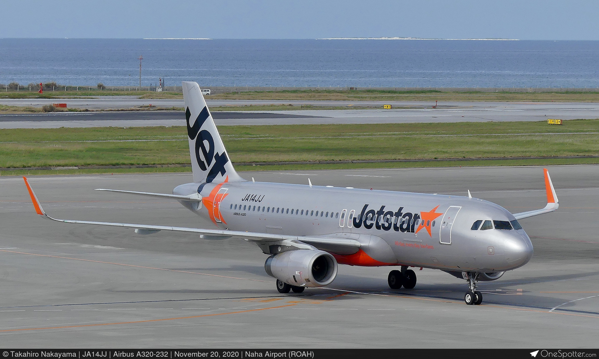 JetstarJapan　A320 JA02JJ 1:400 JA20JJ Jetstar Japan Airbus A320-200
