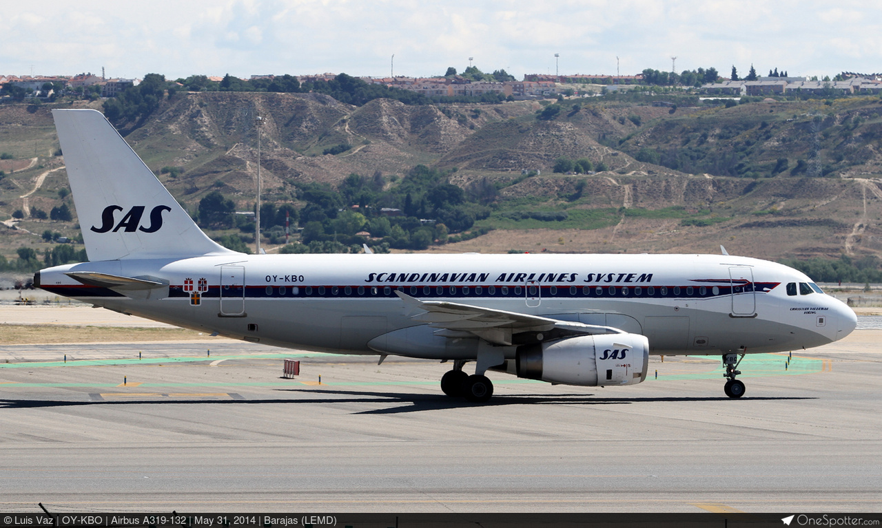 スカンジナビア航空 A319-100 OY-KBO 1/400