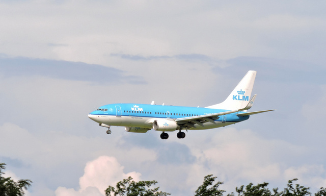 PH-BGG KLM Royal Dutch Airlines Boeing 737-7K2(WL), MSN