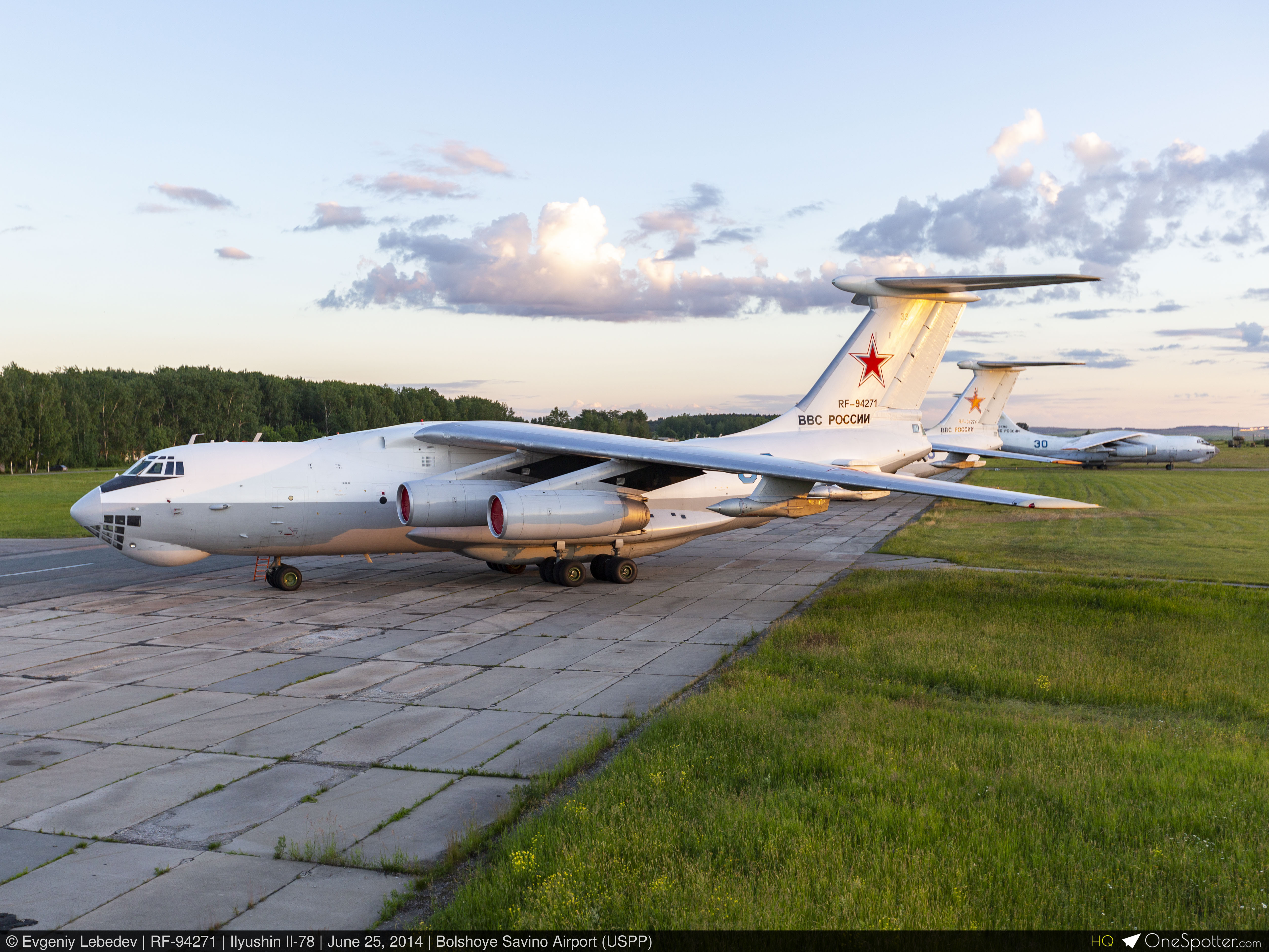 RF-94271 - Ilyushin Il-78, Russia - Air Force | OneSpotter.com