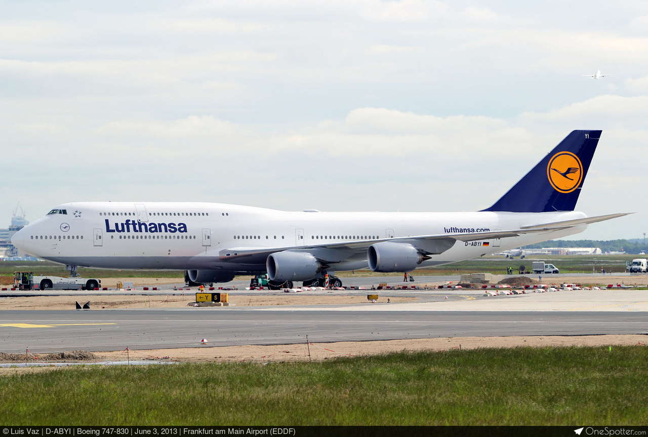 Lufthansa B 747-D 安全のしおり Lufthansa B 747-D 安全のしおり - メルカリ