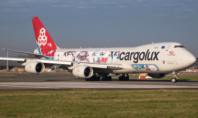 LX-VCM Cargolux Boeing 747-8R7F, MSN 61169 | OneSpotter.com
