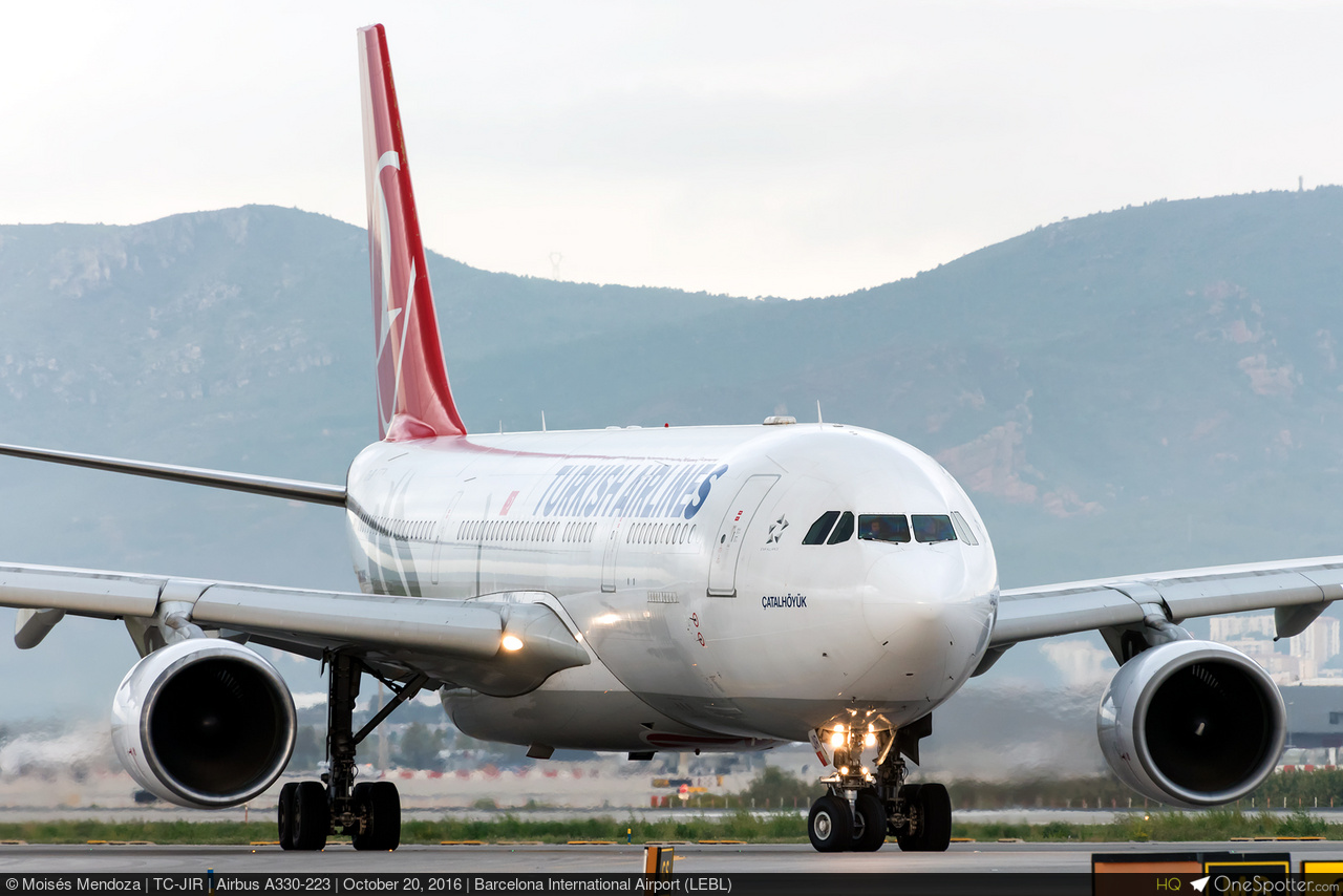 【おしゃれ】 TC-JIR Turkish Airlines Airbus A330-223, MSN 949 コレクション