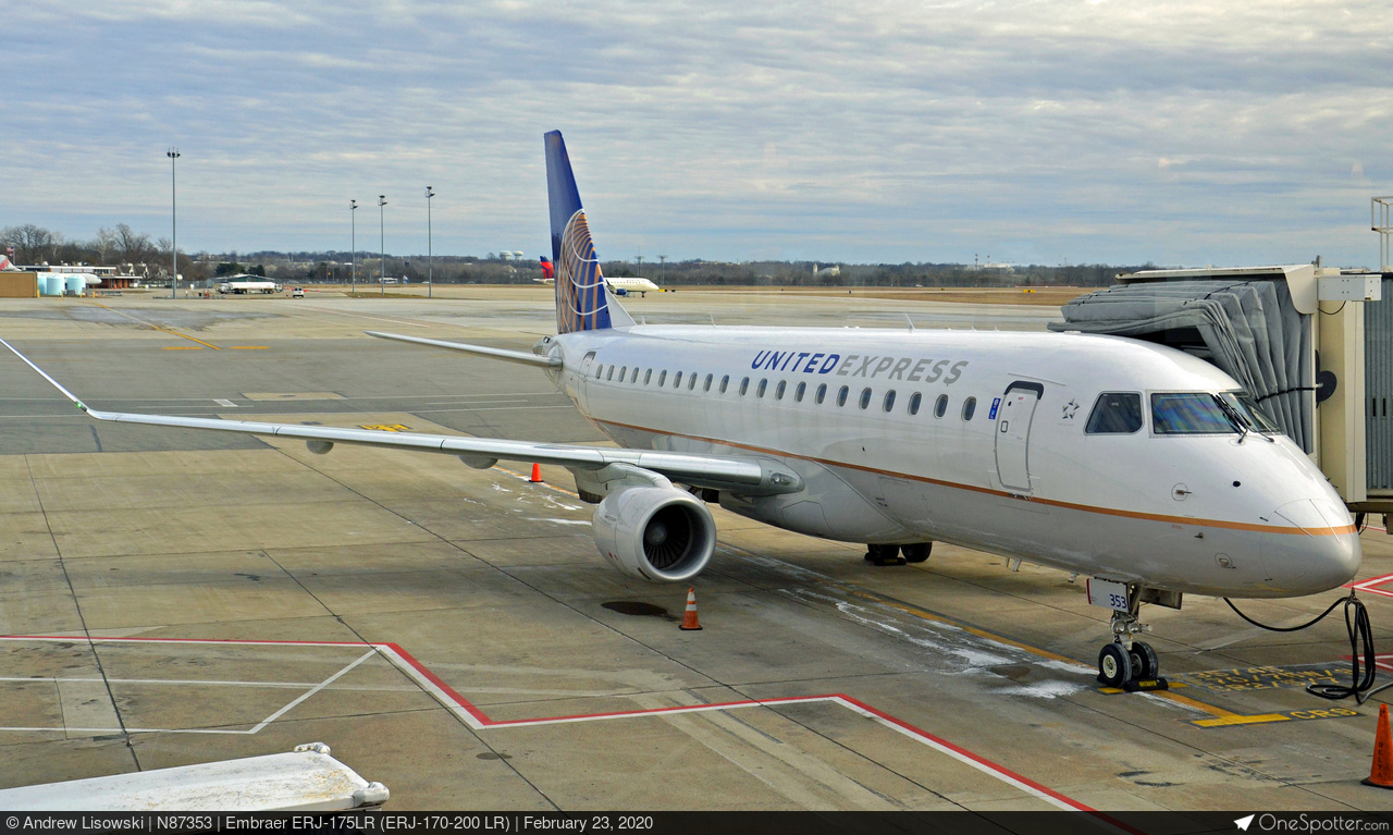 N87353 United Express Embraer ERJ-175LR (ERJ-170-200 LR), MSN 17000681 |  