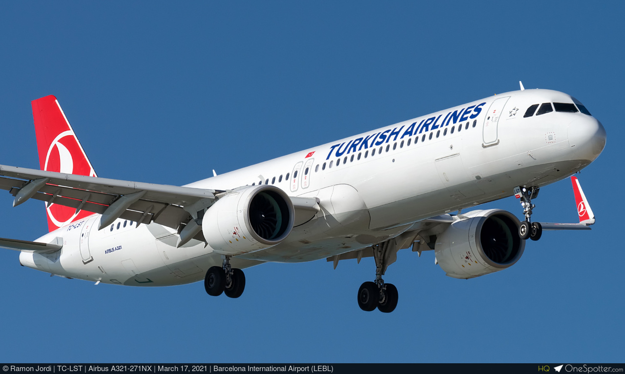 TC-LST Turkish Airlines Airbus A321-271NX, MSN 9326 | OneSpotter.com
