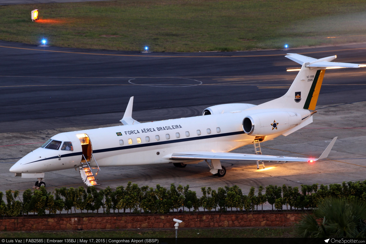 航空機・ヘリコプター Boeing 707-300 FORCA AEREA BRASILEIRA Boeing 707 (KC-137) The giant that changed the FAB: the