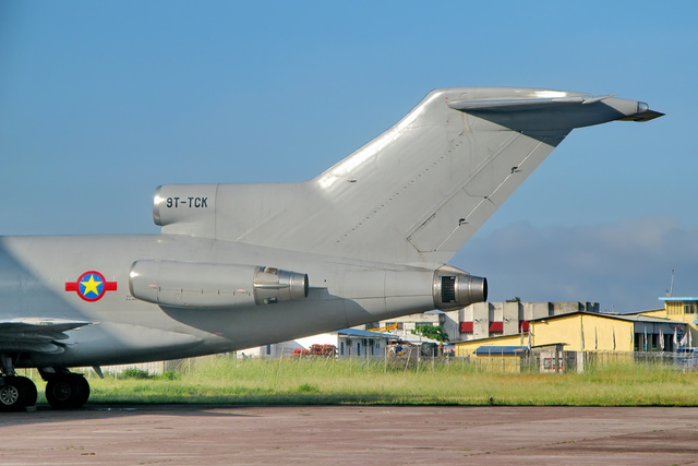 【限定特価】 9T-TCK Congo Air Force Boeing 727-22C, MSN 19806 ミニカー