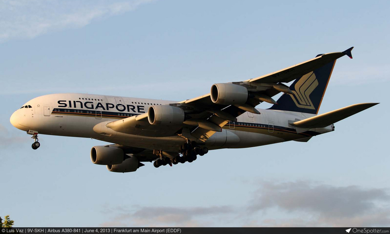 9V-SKH Singapore Airlines Airbus A380-841, MSN 021 | OneSpotter.com