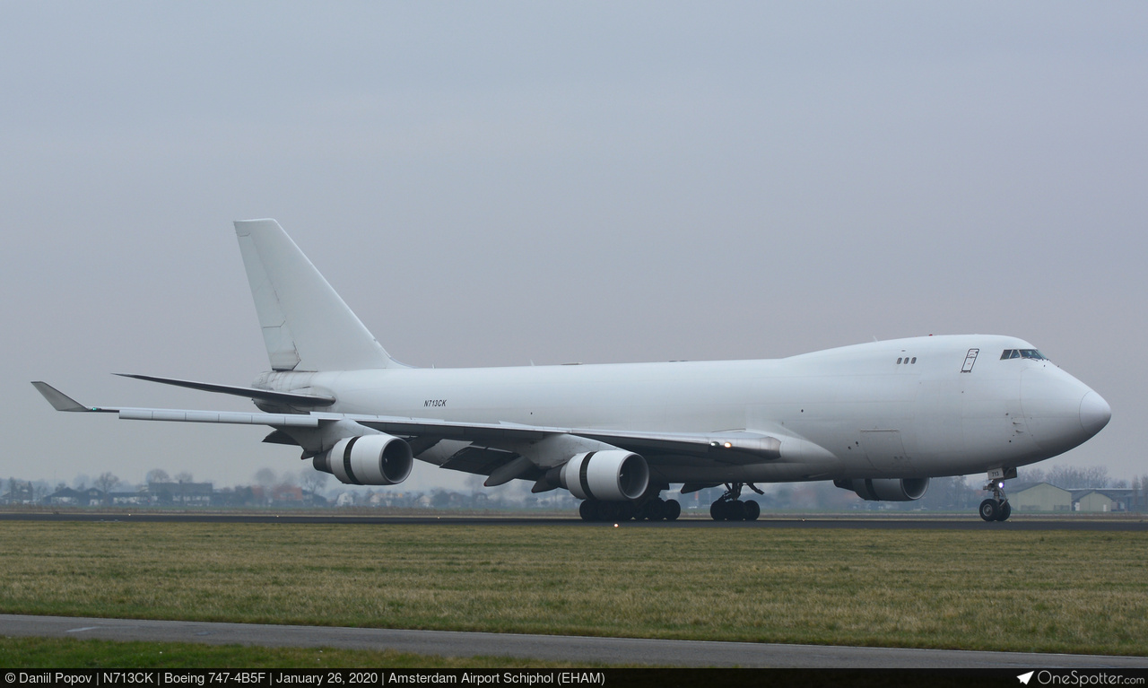 N713CK Kalitta Air Boeing 747-4B5F, MSN 32808 | OneSpotter.com