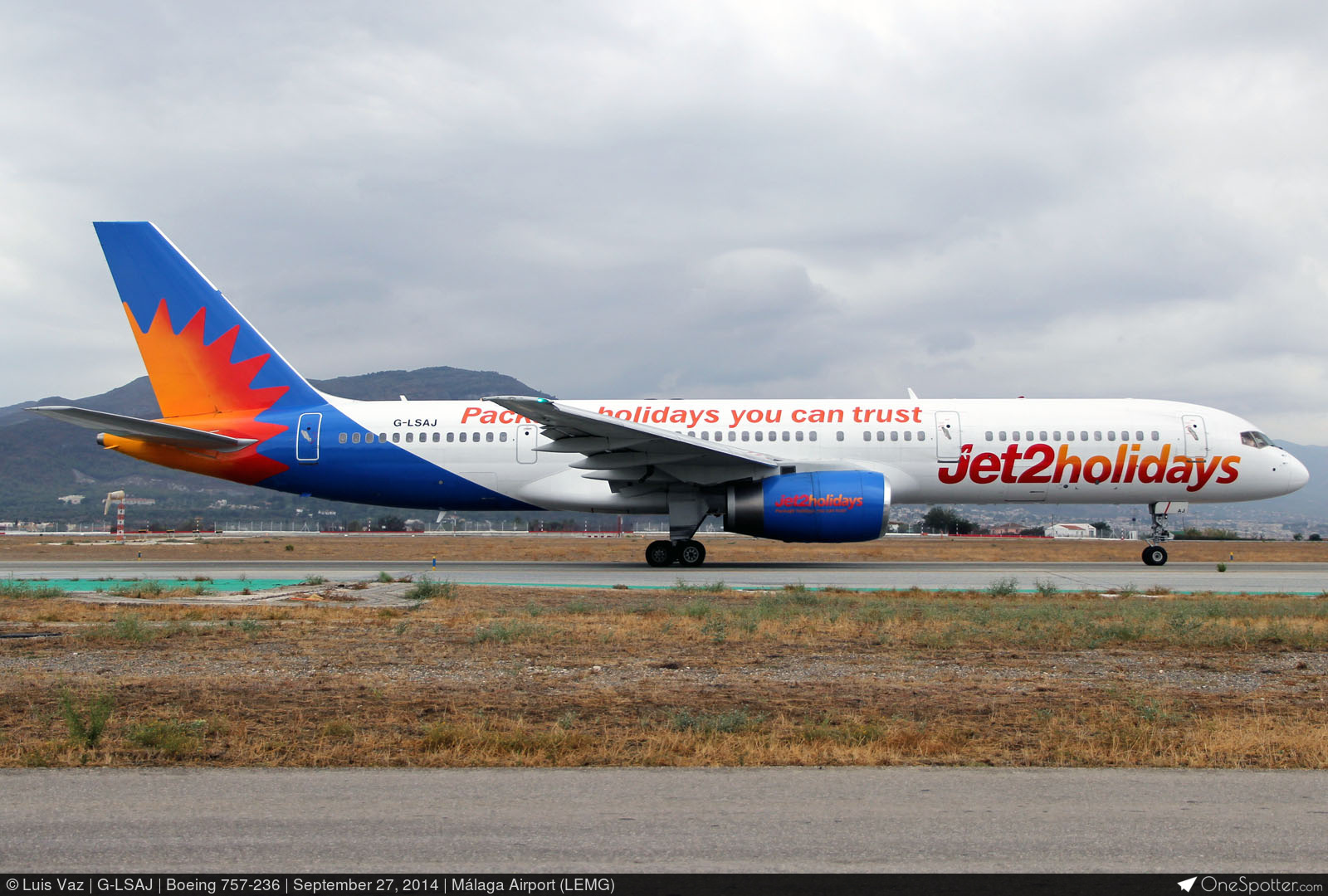 G-LSAJ - Jet2 Boeing 757-236, MSN 24793 | OneSpotter.com
