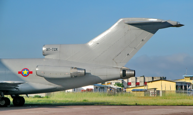 9T-TCK - Congo Air Force Boeing 727-22C, MSN 19806 | OneSpotter.com