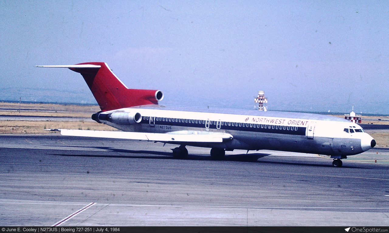 激レア Dead Stock NORTHWEST AIRLINES ブランケット - メルカリ