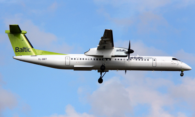 Bombardier Aerospace Tucano ピンバッジ Bombardier Aerospace Tucano