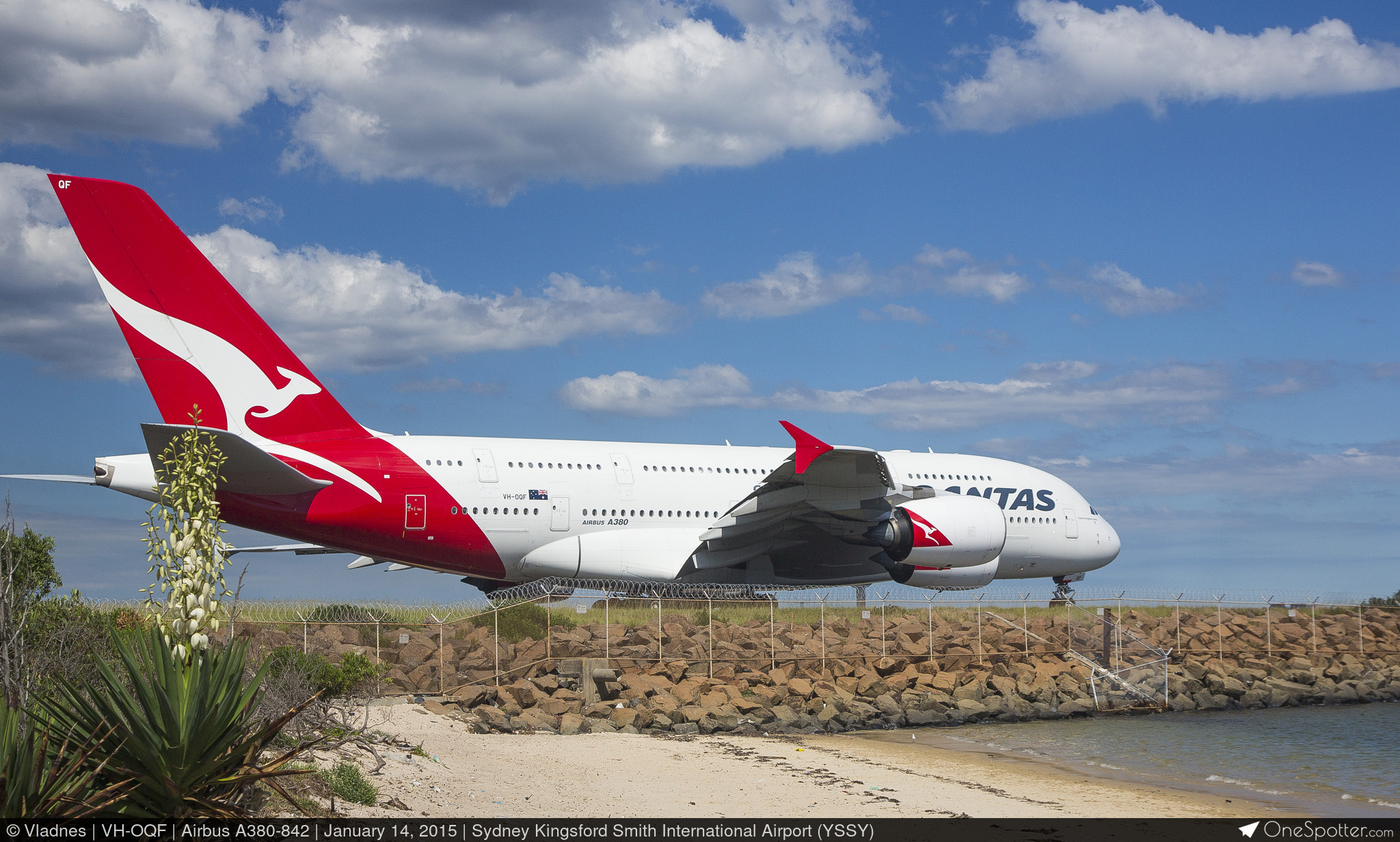 VH-OQF Qantas Airbus A380-842, MSN 029 | OneSpotter.com