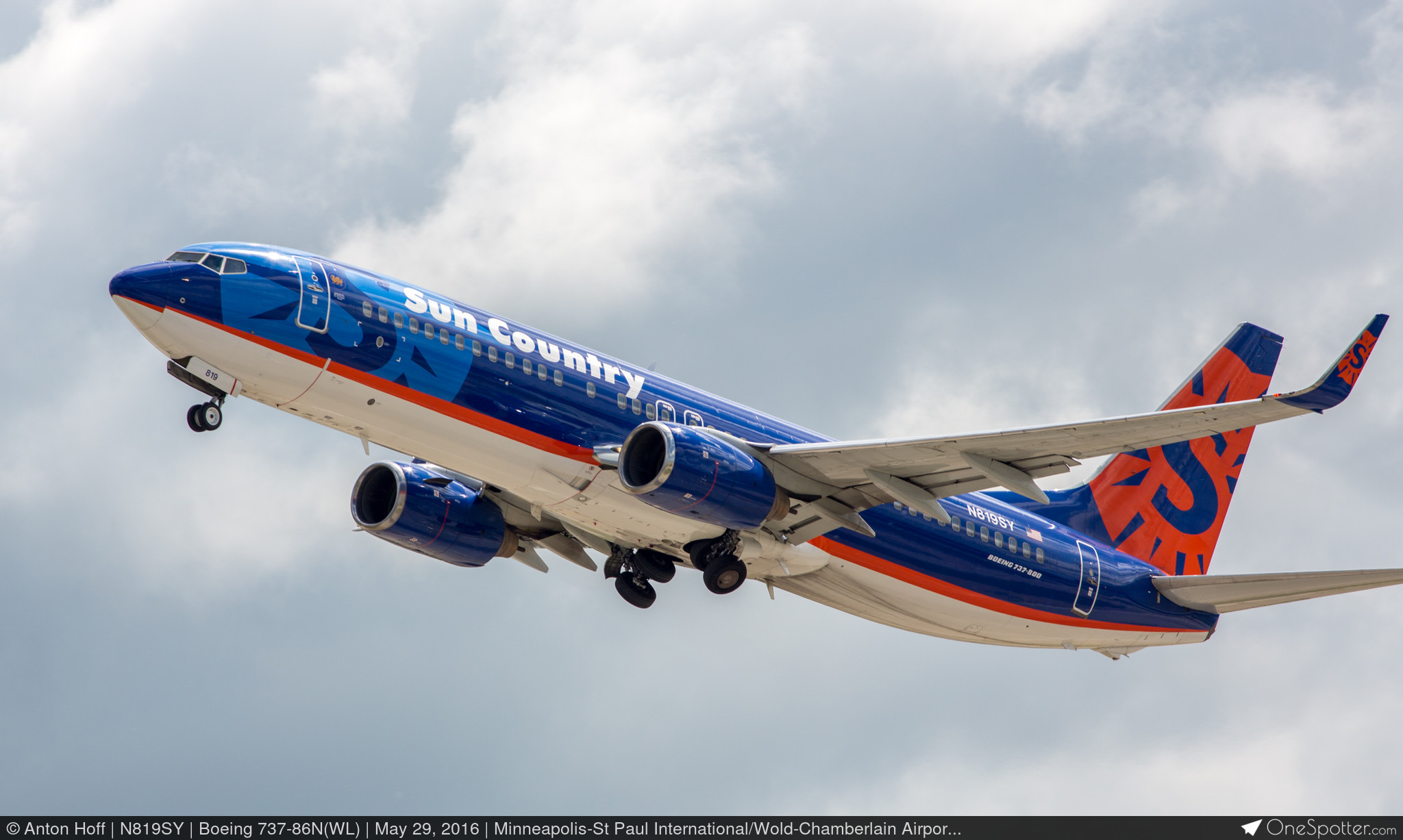 N819SY - Boeing 737-86N(WL), Sun Country Airlines | OneSpotter.com