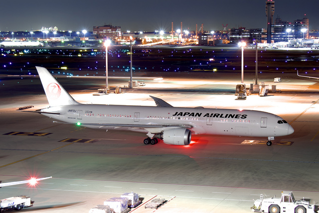JA872J - Japan Airlines Boeing 787-9 Dreamliner, MSN 35428