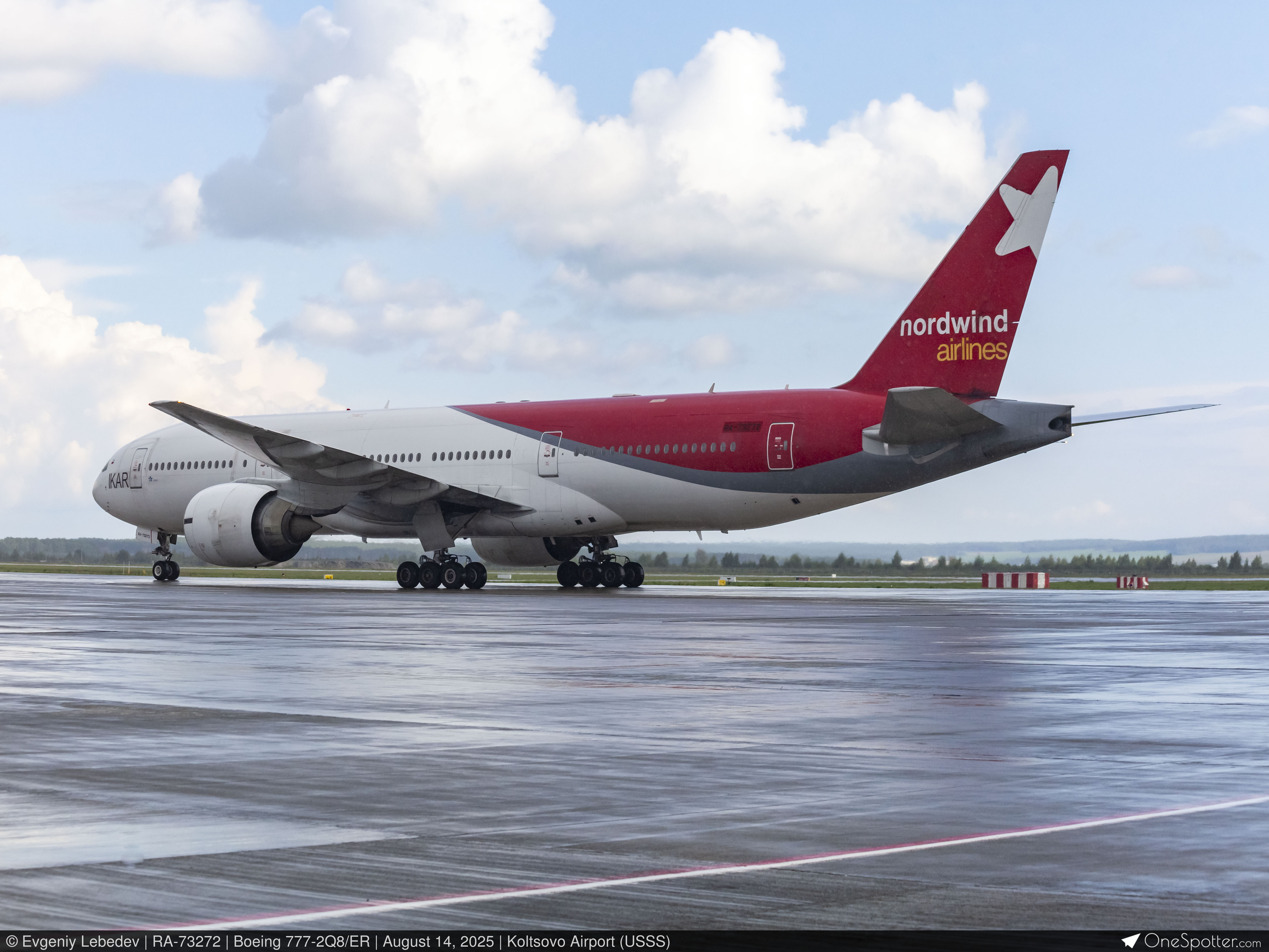 ＡI R  N IＰＰ O N旅客機 B-737 AI R N IPP O N旅客機 B-737 AI R N IPP O N旅客機 B-737