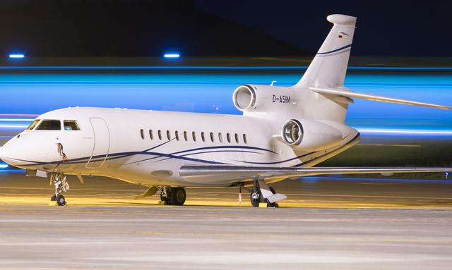 AMURO JEＴ D-ASIM Air Hamburg Dassault FALCON 7X, MSN 106 | OneSpotter.com