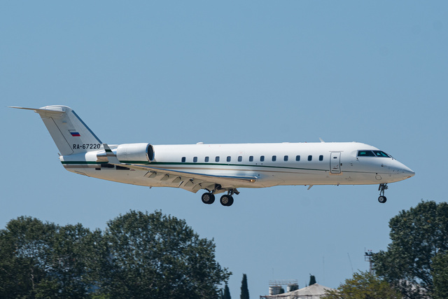 RA-67220 - Jet Express (Rus) Bombardier Challenger 850 (CL-600