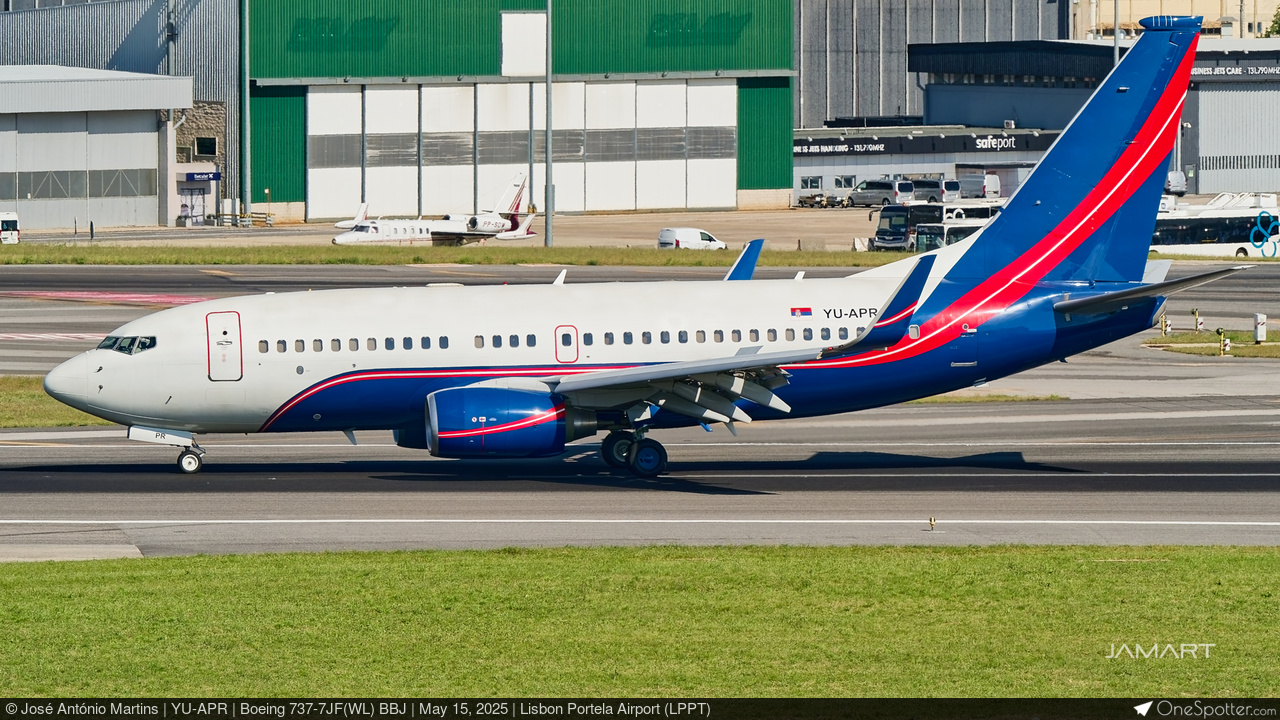 YU-APR Skybridge Boeing 737-7JF(WL) BBJ, MSN 37592
