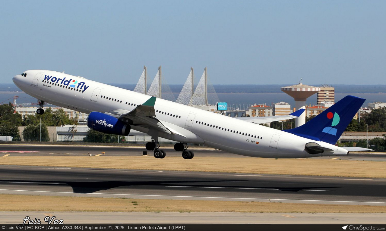 EC-KCP World2Fly Airbus A330-343, MSN 833 | OneSpotter.com