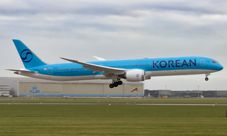 Korean Air(HL8515 ) 787-10 
1:200　 HL8515 | Boeing 787-10 Dreamliner | Korean Air | Delta-Oscar-Lima